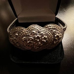 Beautiful solid silver bracelet